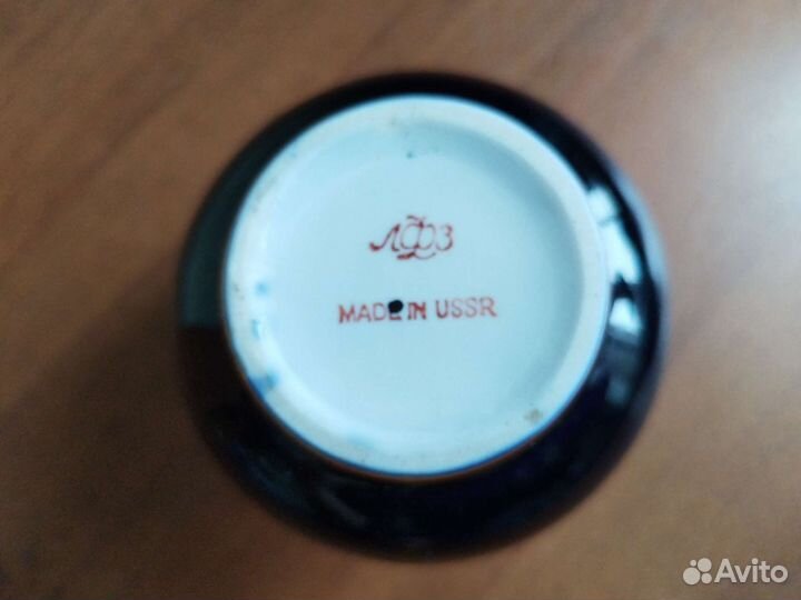 Фарфоровая вазочка СССР