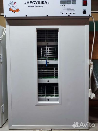 Инкубатор Несушка Фермер 400,300,252,200,189