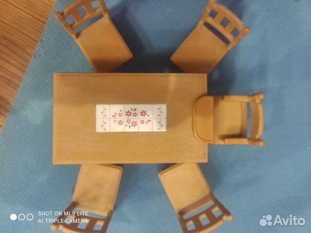 Sylvanian families Стол и стулья