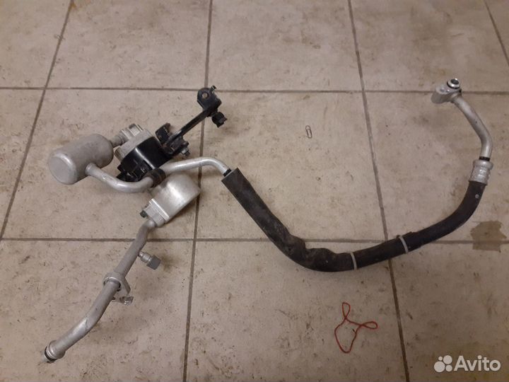 Трубка кондиционера Toyota Hilux 2011