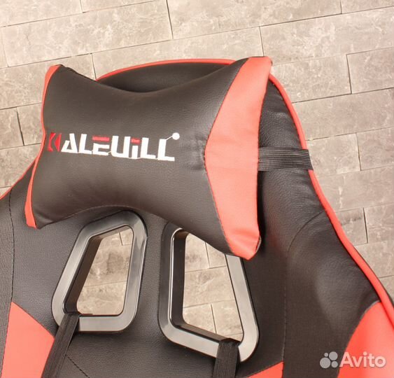 Геймерское кресло Kiv с подставкой под ноги