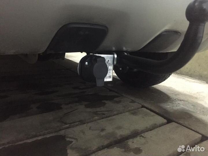 Фаркоп для Рено Дастер (2 WD, 4WD)