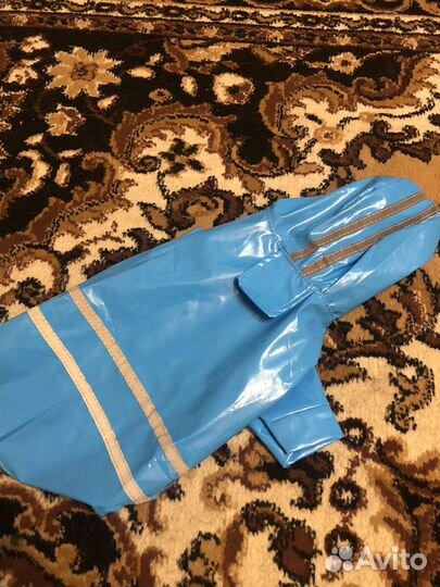 Дождевик для маленькой собаки