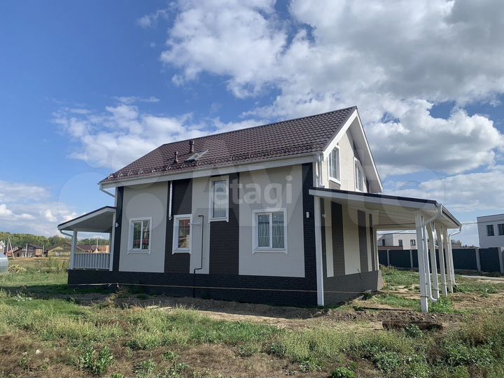 Дом 196,8 м² на участке 10 сот.