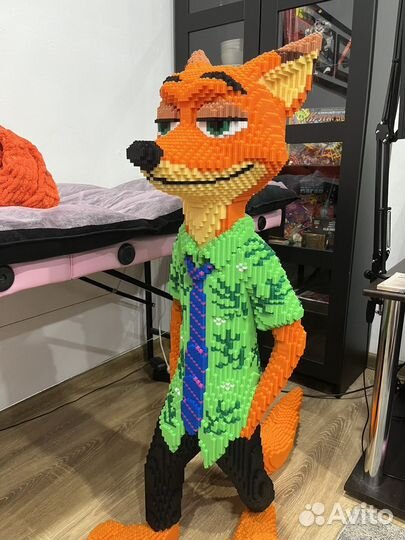 Лего фигура лиса в полный рост