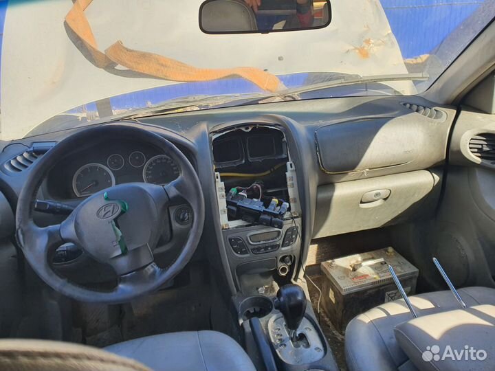 В разборе запчасти Hyundai santa fe 1 classic