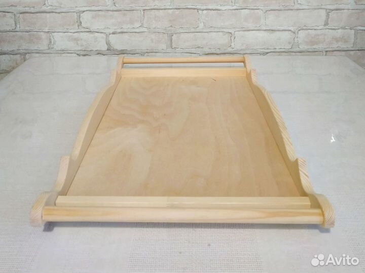 Поднос деревянный с круглыми ручками