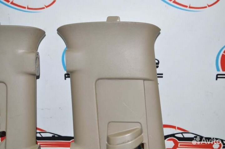 Пластик салона (парой) Toyota Tundra 3UR-FBE 2009