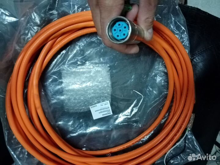 6FX6002-5DA01-1BA0 кабель сименс