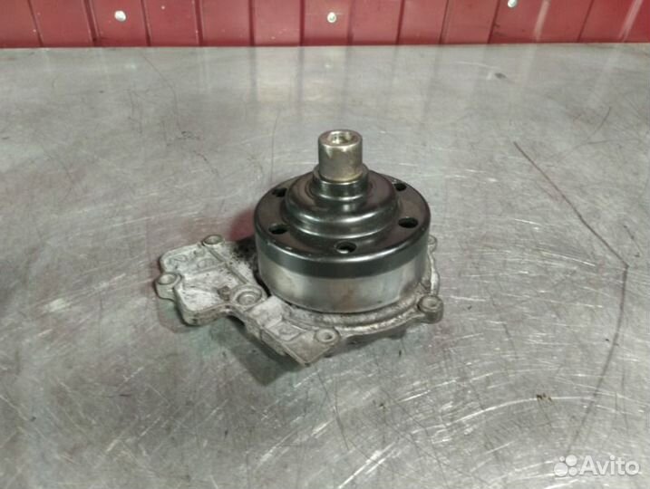 Помпа Mercedes Sprinter W906 OM651 2.2 CDI 2016