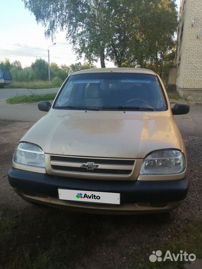 Chevrolet Niva, 2004