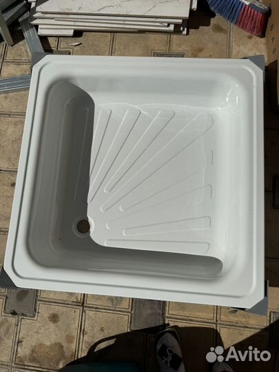 Душевой поддон