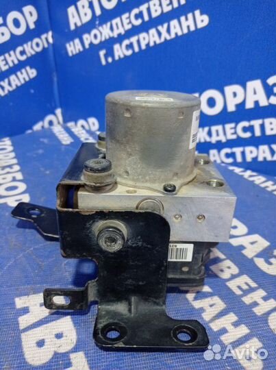 Блок abs Hyundai Ix55 внедорожник D6EB 2012