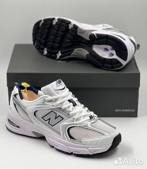 Кроссы New Balance 530 (43, стелька 27,5см)