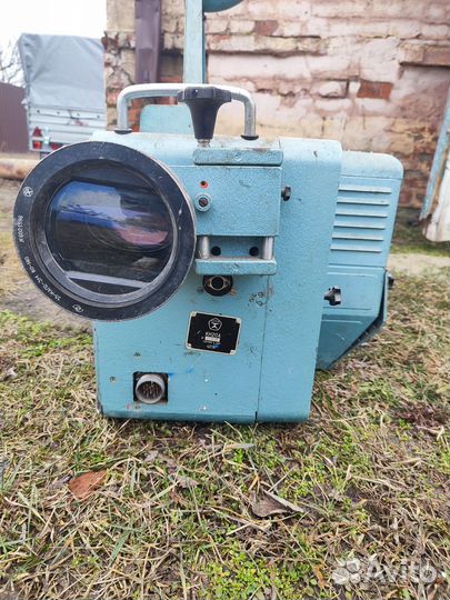 Советский кинопроектор