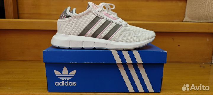 Кроссовки Adidas Originals 36 и 37 размер оригинал