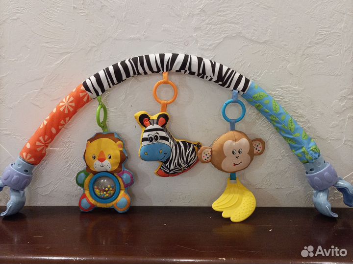 Развивающая дуга с игрушками