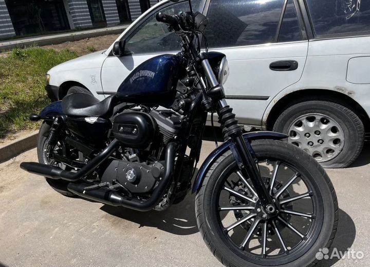 Мотоцикл Harley Davidson Sportster 883N