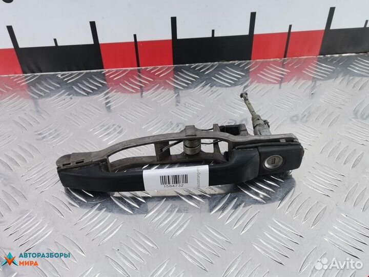 Ручка наружная передняя правая Mercedes-Benz 190