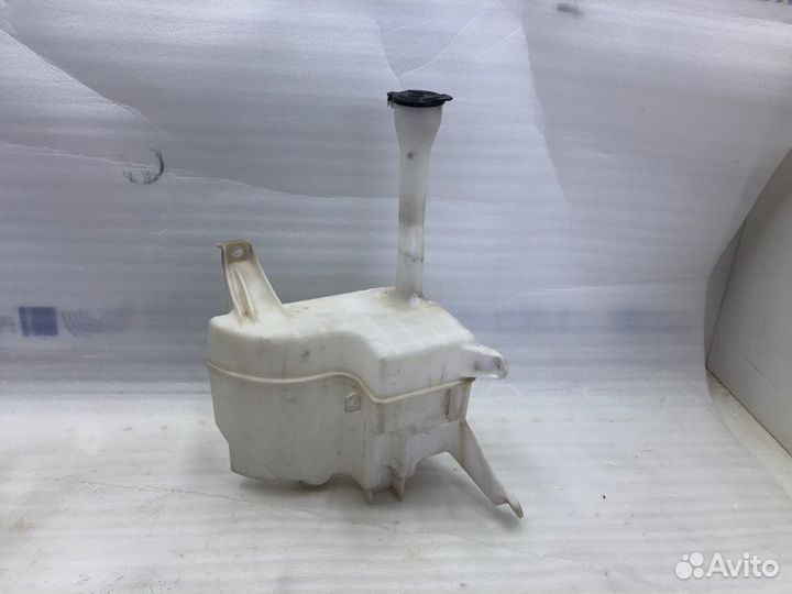 Бачок омывателя Toyota Camry V50/V55 2011- 2018