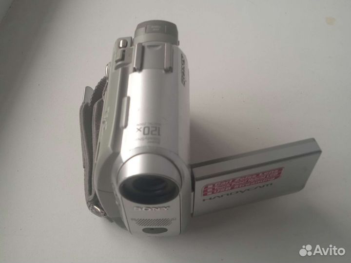 Видеокамера Sony DCR-HC20E