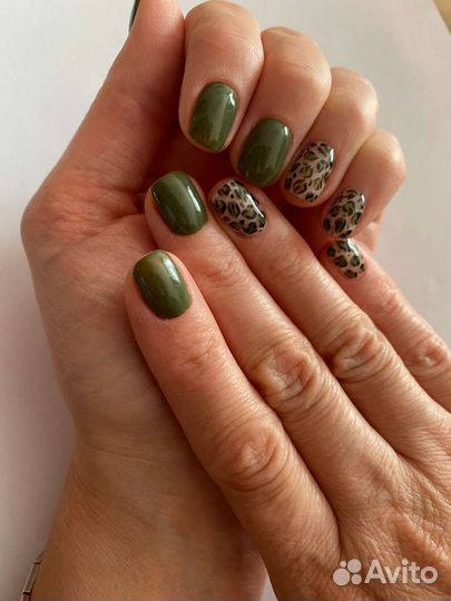 Маникюр и педикюр