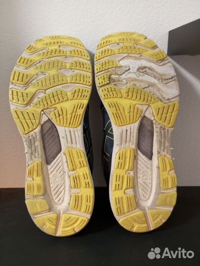 Кроссовки asics