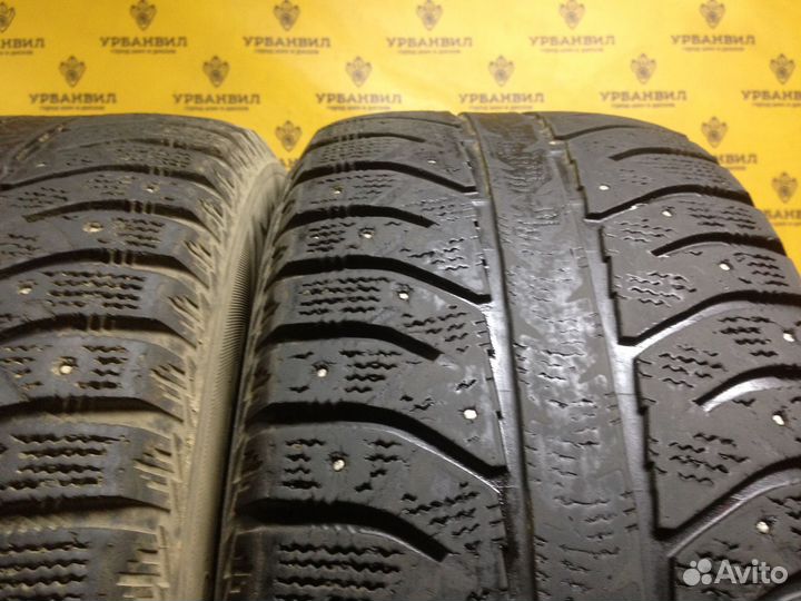 Bridgestone Ice Cruiser 7000 215/60 R16 95T