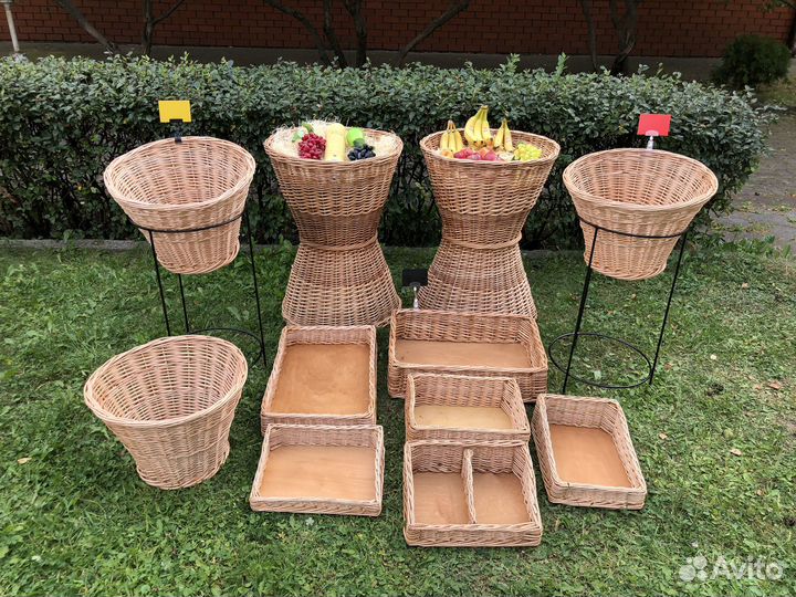 Плетеные корзины и лотки