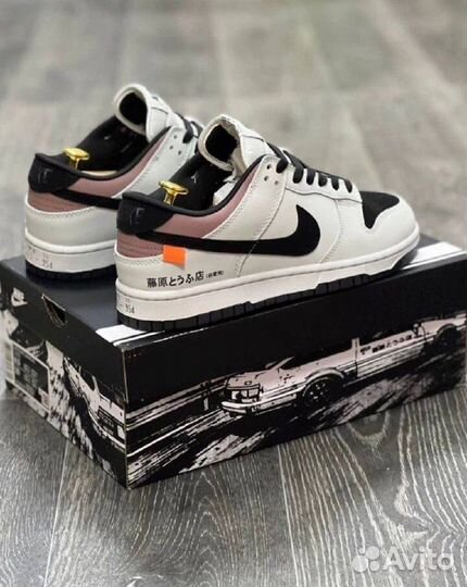 Кроссовки Nike SB Dunk Low x Toyota AE86 Initial D