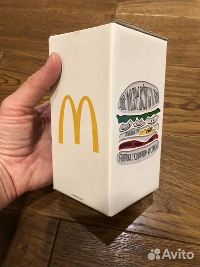 Стакан из макдональдса