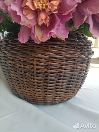 Кашпо из ротанга