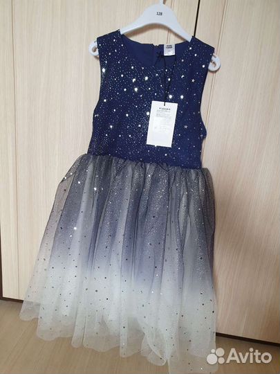 Платье праздничное новое 128 размер