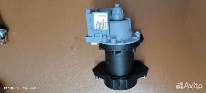 Двигатель от стиральной машины