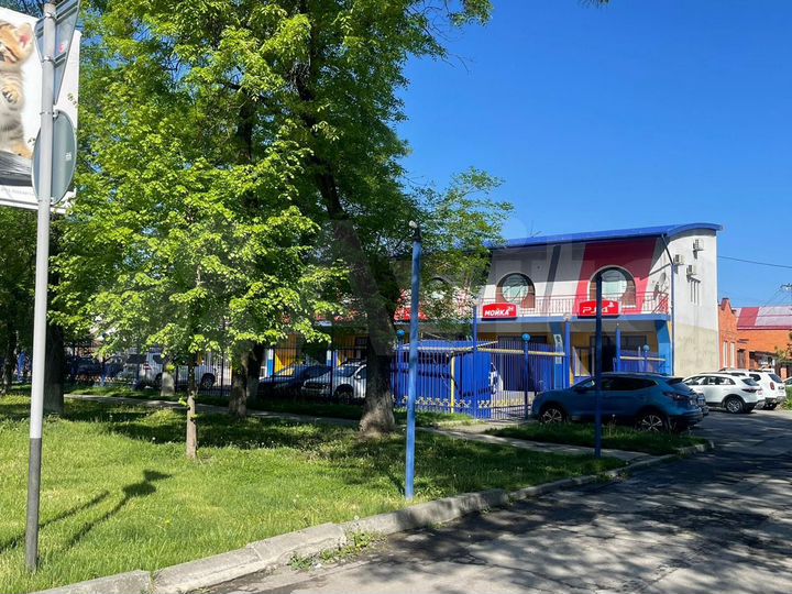 Здание, 754 м²