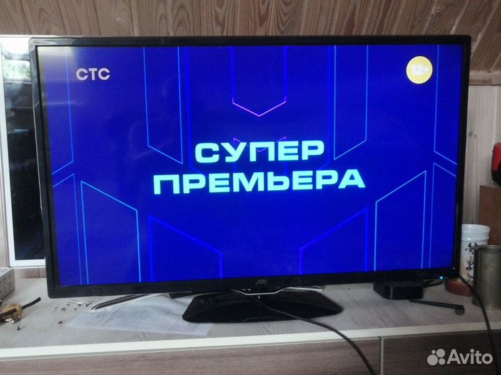 Телевизор JVC LT-39M440