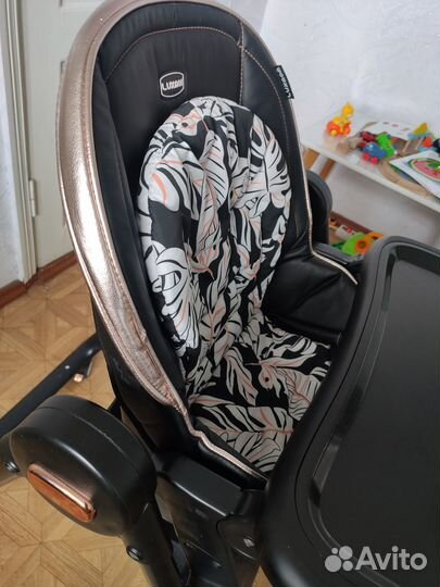 Стульчик для кормления luxmom