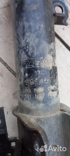 Стойка на Опель Астра