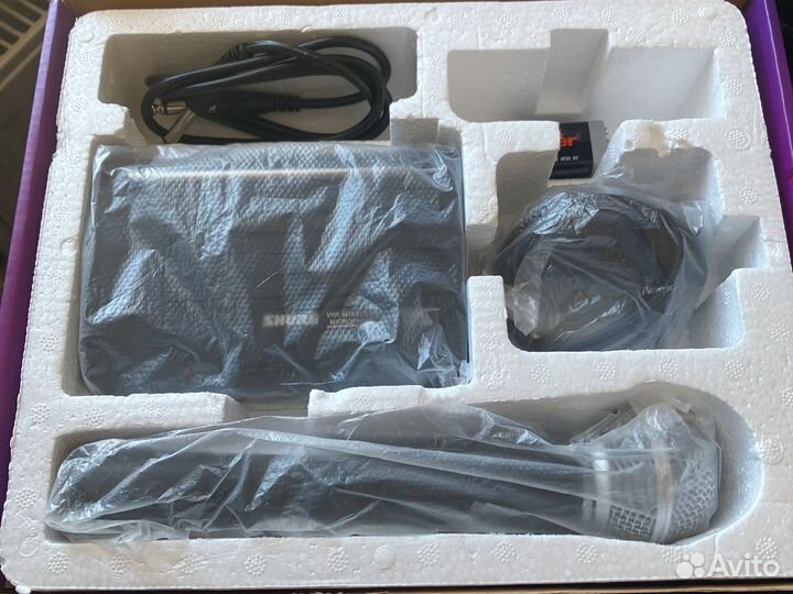 Микрофон для караоке Shure Sh200