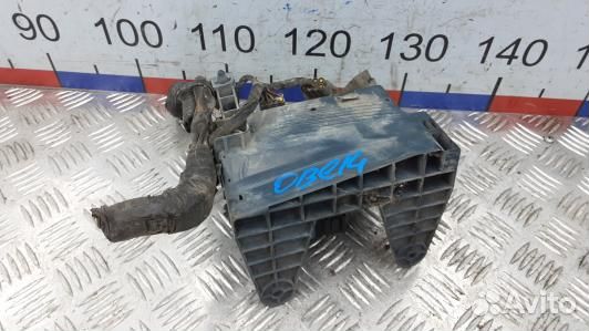 Блок предохранителей nissan navara D22 (OBE14M101)