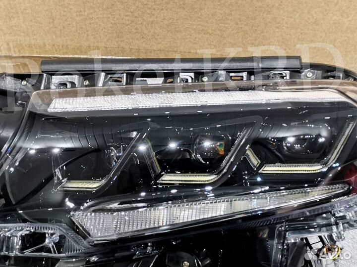 Фары Toyota Land Cruiser Prado 150 c 2017 LED