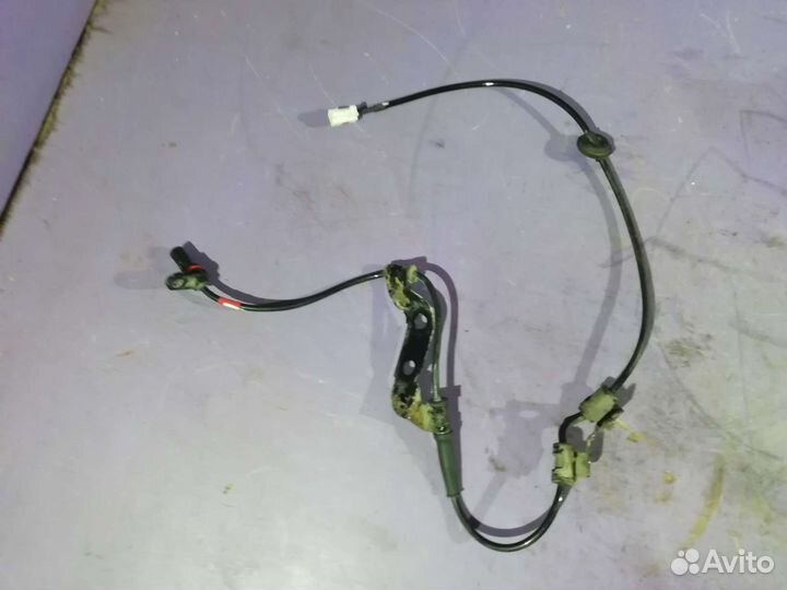 Датчик abs задний правый hyundai i40