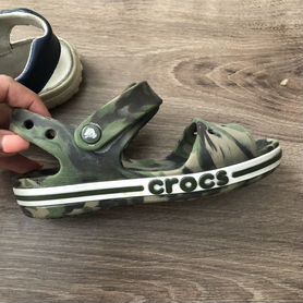 Crocs сандалии на мальчика