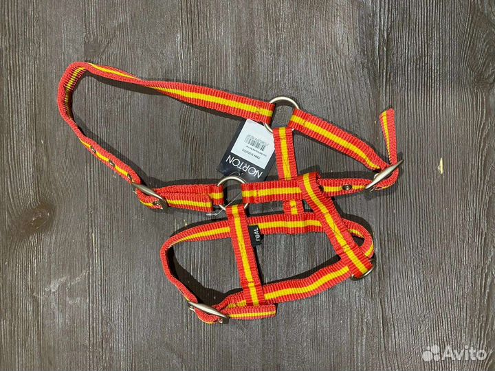 Недоуздок на лошадь