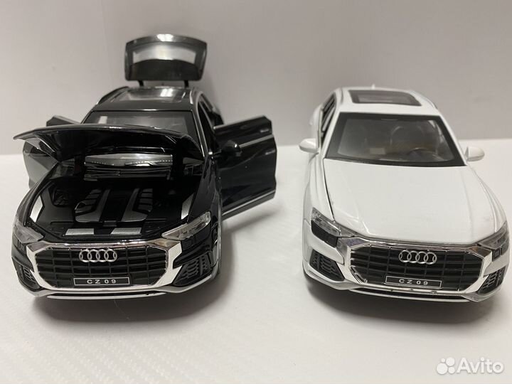 Металлическая машина Audi Q8 21 см