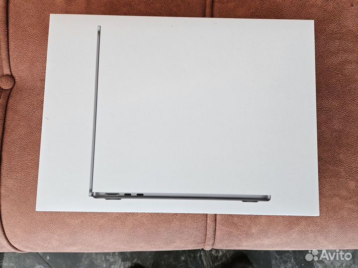 Новый Apple MacBook 13.6