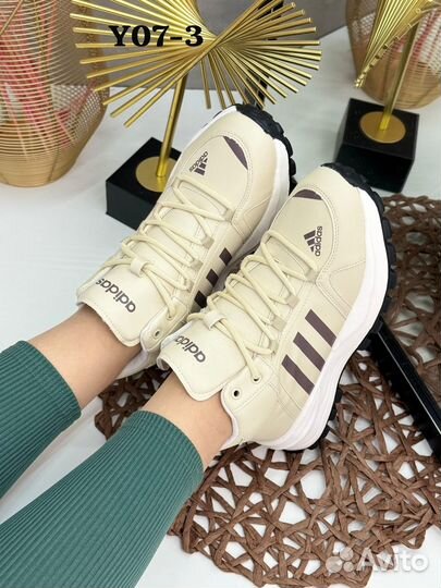 Женские кроссовки все размеры