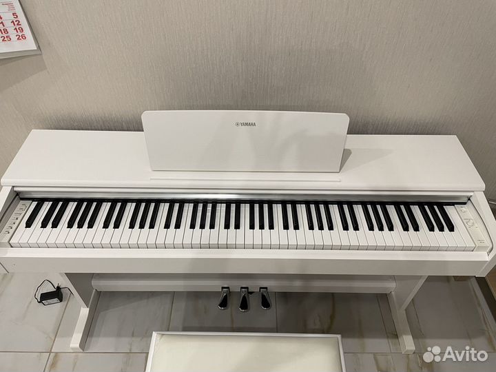 Цифровое пианино Yamaha YDP-144