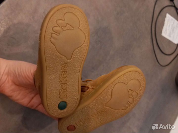 Ботинки демисезонные 22 KicKers. Новые