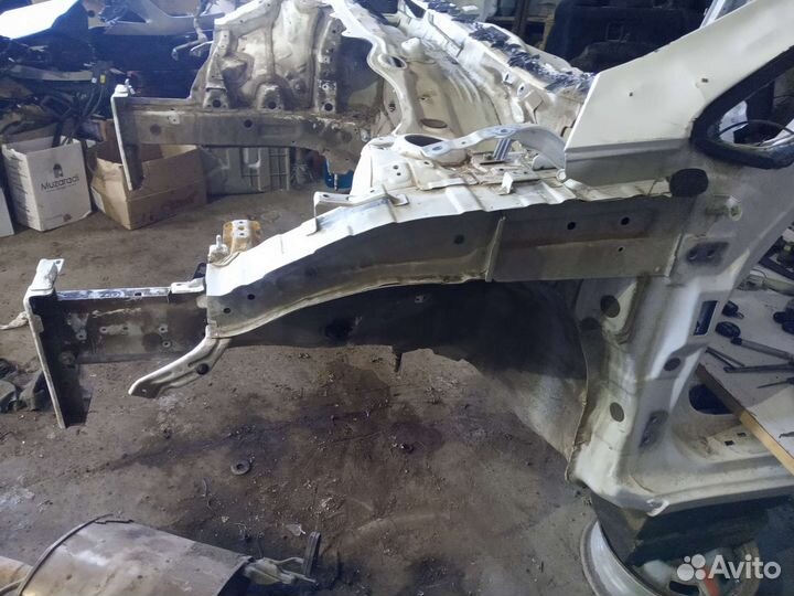 Четверть передняя левая Kia Cerato 3 YD